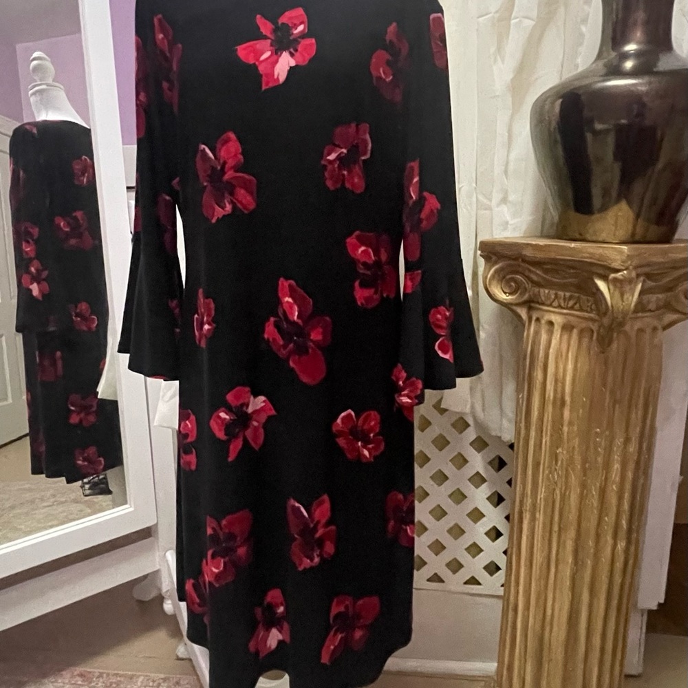 TOMMY HILFIGER Elegant Black and Red Floral Dress